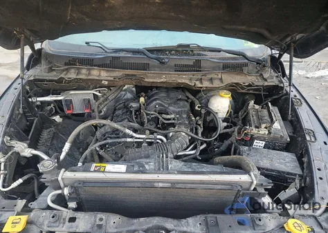 2018 Ram 1500 Slt z USA, uszkodzony, nr VIN 1C6RR7GG0JS300689